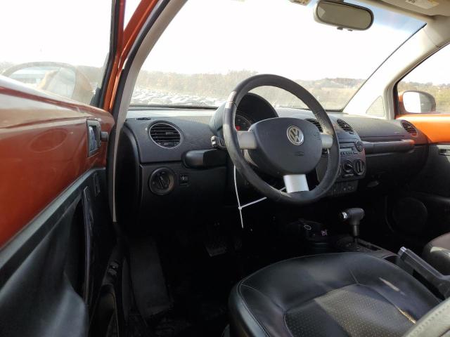 3VWRG3AGXAM019277 - 2010 VOLKSWAGEN NEW BEETLE ORANGE photo 8