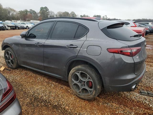 ZASFAKPN5J7B87398 - 2018 ALFA ROMEO STELVIO SPORT Grau Foto 2