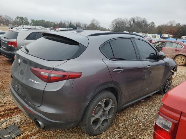 ZASFAKPN5J7B87398 - 2018 ALFA ROMEO STELVIO SPORT Grau Foto 3