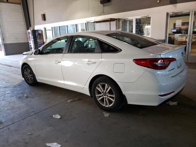 5NPE24AF8GH302207 - 2016 HYUNDAI SONATA SE WHITE photo 2