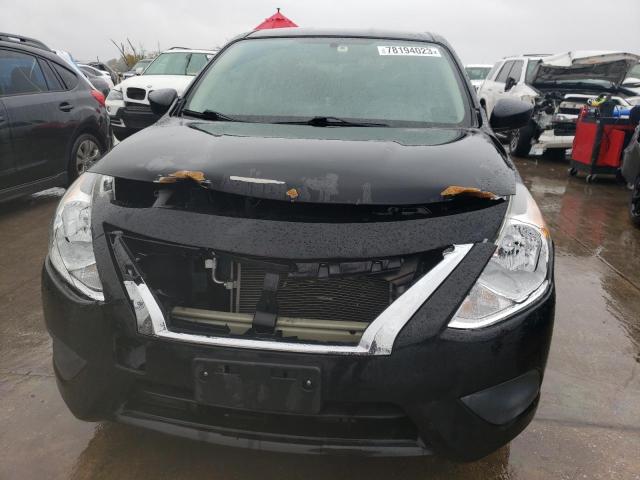 3N1CN7AP6KL813953 - 2019 NISSAN VERSA S BLACK photo 5