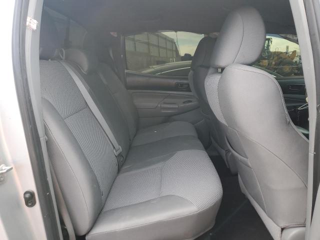 3TMJU4GN3DM153038 - 2013 TOYOTA TACOMA DOUBLE CAB PRERUNNER SILVER photo 10