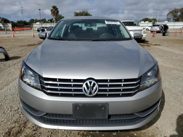 1VWBN7A38DC043224 - 2013 VOLKSWAGEN PASSAT SE SILVER photo 5