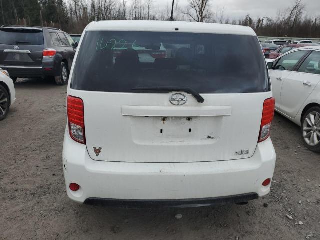 JTLZE4FE0FJ079552 - 2015 TOYOTA SCION XB WHITE photo 6