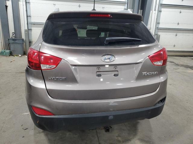 KM8JU3ACXDU559875 - 2013 HYUNDAI TUCSON GLS TAN photo 6