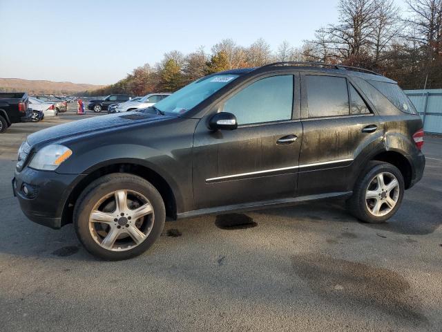 4JGBB22E58A408440 - 2008 MERCEDES-BENZ ML 320 CDI BLACK photo 1