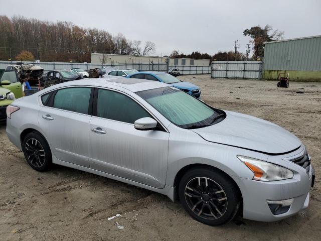 1N4AL3AP1EC136660 - 2014 NISSAN ALTIMA 2.5 SILVER photo 4