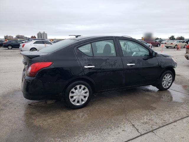 3N1CN7APXHL884369 - 2017 NISSAN VERSA S BLACK photo 3