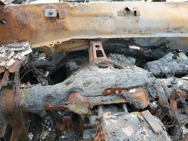 LRBFXBSAXHD101203 - 2017 BUICK ENVISION ESSENCE Արծաթագույն լուսանկար 9