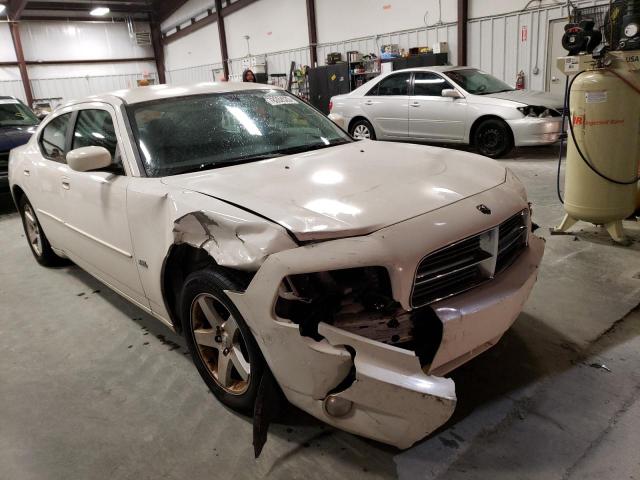 2B3CA3CV5AH165690 - 2010 DODGE CHARGER SXT WHITE photo 4