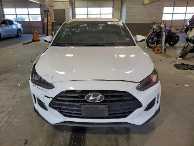 KMHTG6AF9KU006563 - 2019 HYUNDAI VELOSTER BASE WHITE photo 5