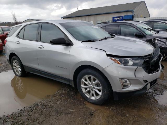 2GNAXHEV6J6249468 - 2018 CHEVROLET EQUINOX LS SILVER photo 4