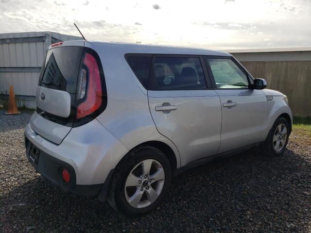 KNDJN2A20H7449716 - 2017 KIA SOUL SILVER photo 3