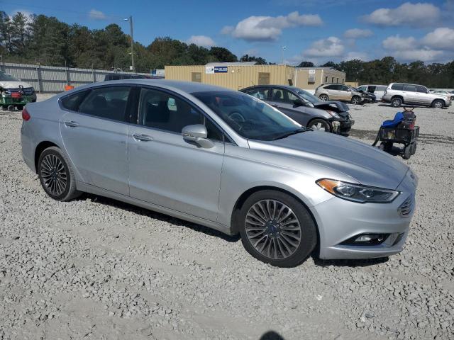 3FA6P0H91HR111165 - 2017 FORD FUSION SE SILVER photo 4