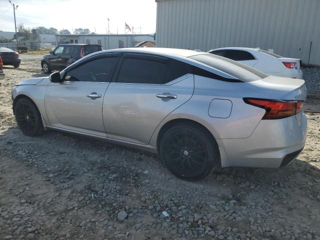 1N4BL4BV4LC190104 - 2020 NISSAN ALTIMA S SILVER photo 2