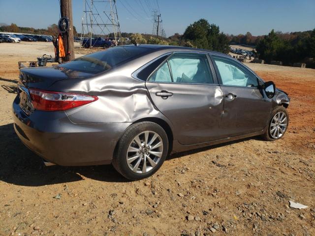 4T1BF1FK7HU349260 - 2017 TOYOTA CAMRY LE GRAY photo 3