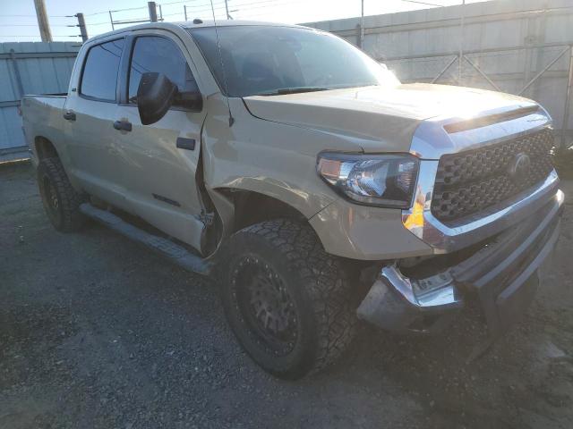 5TFDW5F17KX828764 - 2019 TOYOTA TUNDRA CREWMAX SR5 TAN photo 4