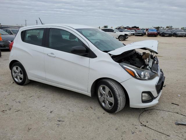 KL8CB6SA0LC466555 - 2020 CHEVROLET SPARK LS WHITE photo 4