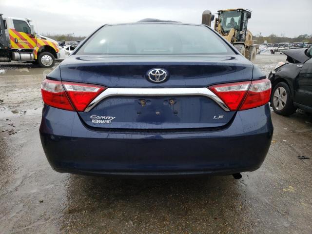 4T1BF1FK0HU646449 - 2017 TOYOTA CAMRY LE BLUE photo 6