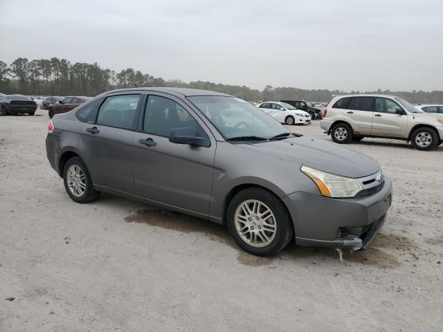 1FAHP3FN6AW275959 - 2010 FORD FOCUS SE GRAY photo 4