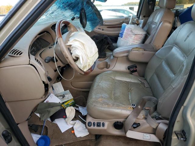 5LMPU28L2XLJ00549 - 1999 LINCOLN NAVIGATOR 金色 照片 7