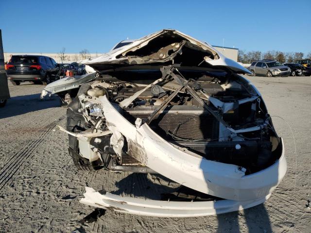 4T1BE32K04U310766 - 2004 TOYOTA CAMRY LE WHITE photo 5