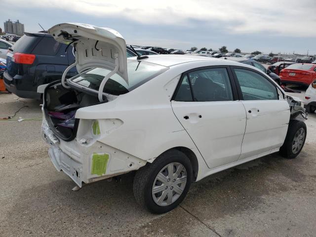 3KPA24AD4PE566719 - 2023 KIA RIO LX WHITE photo 3