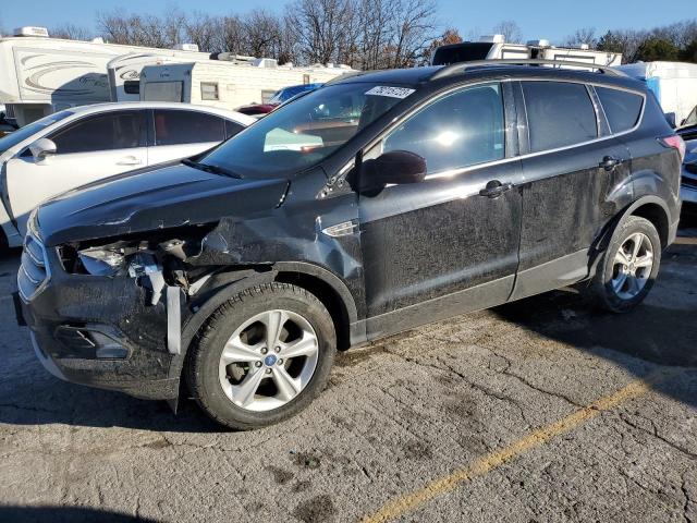 2017 FORD ESCAPE SE, 