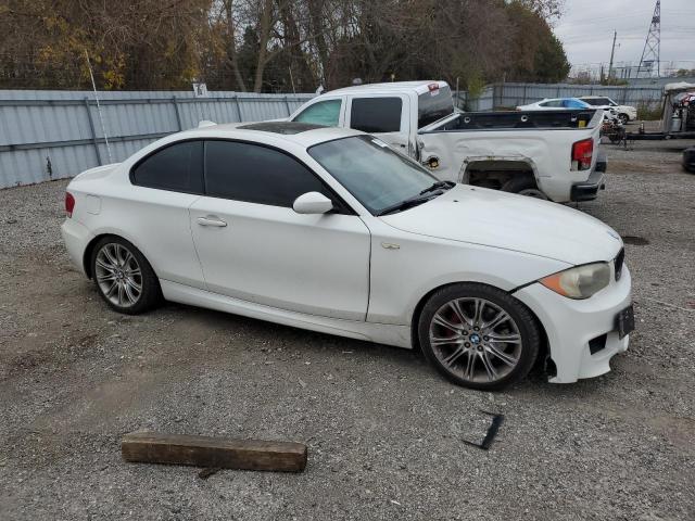 WBAUC73518VF22871 - 2008 BMW 135 I WHITE photo 4