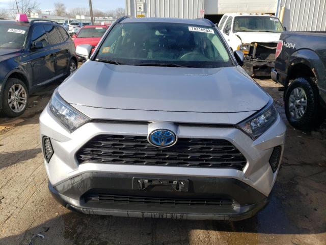 JTMMWRFV1KD041739 - 2019 TOYOTA RAV4 LE SILVER photo 5