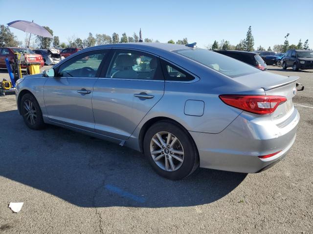 5NPE24AF4HH572472 - 2017 HYUNDAI SONATA SE SILVER photo 2