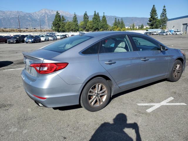 5NPE24AF4HH572472 - 2017 HYUNDAI SONATA SE SILVER photo 3