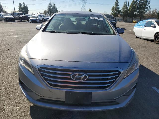 5NPE24AF4HH572472 - 2017 HYUNDAI SONATA SE SILVER photo 5