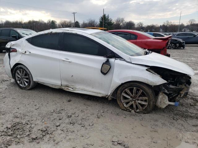 5NPDH4AE0FH571740 - 2015 HYUNDAI ELANTRA SE WHITE photo 4