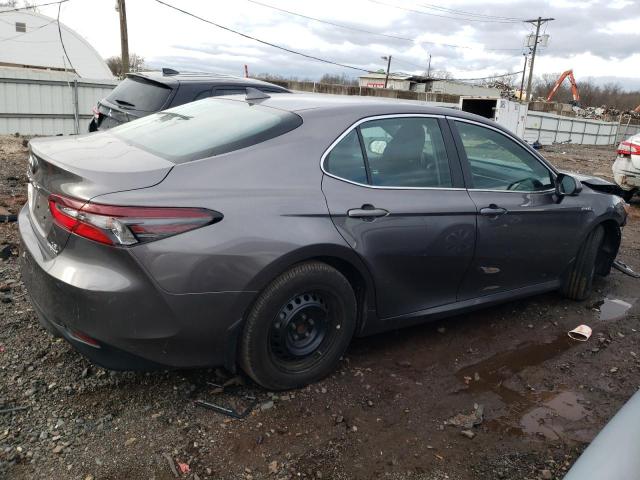 4T1C31AK1MU557794 - 2021 TOYOTA CAMRY LE GRAY photo 3