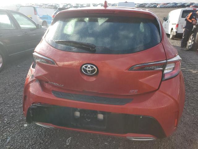 JTNK4RBE6K3032880 - 2019 TOYOTA COROLLA SE RED photo 6