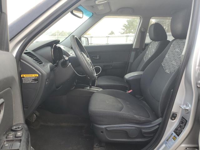 KNDJT2A26A7131028 - 2010 KIA SOUL + SILVER photo 7