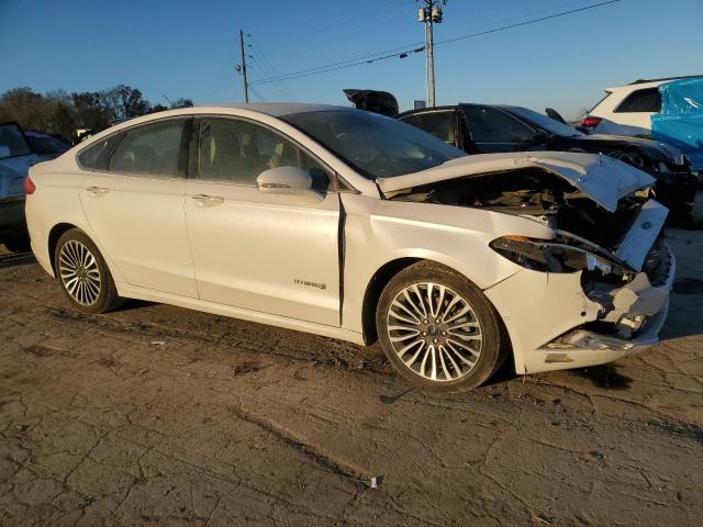 3FA6P0RU5JR164797 - 2018 FORD FUSION TITANIUM/PLATINUM HEV WHITE photo 4