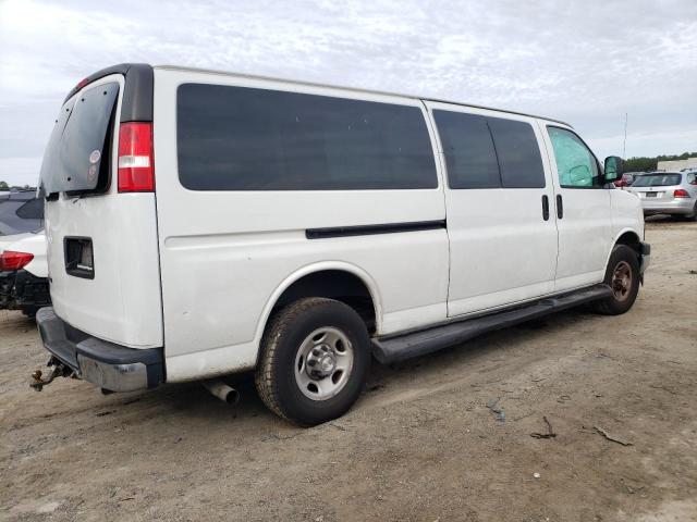 1GAZGPFG6K1264040 - 2019 CHEVROLET EXPRESS G3 LT WHITE photo 3