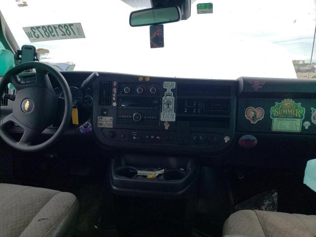 1GAZGPFG6K1264040 - 2019 CHEVROLET EXPRESS G3 LT WHITE photo 8