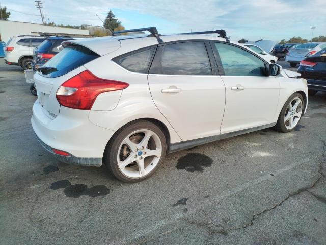 1FADP3N29EL294695 - 2014 FORD FOCUS TITANIUM WHITE photo 3