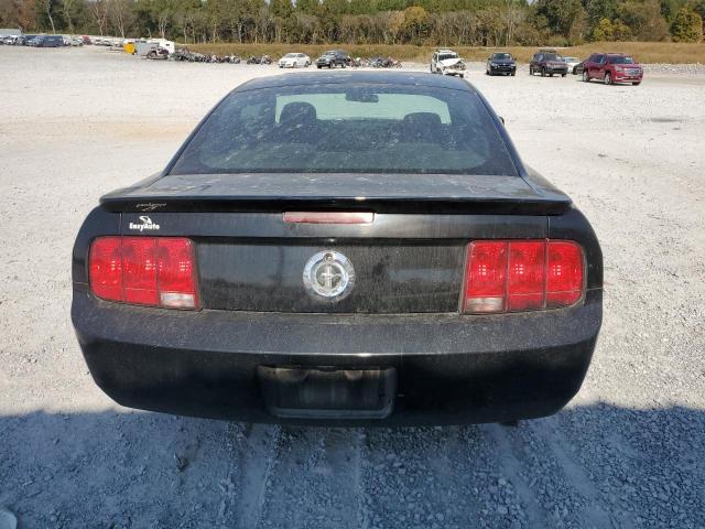 1ZVHT80N285129230 - 2008 FORD MUSTANG BLACK photo 6