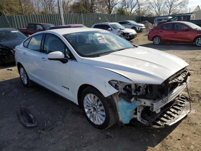 3FA6P0UU0FR116400 - 2015 FORD FUSION S HYBRID WHITE photo 4