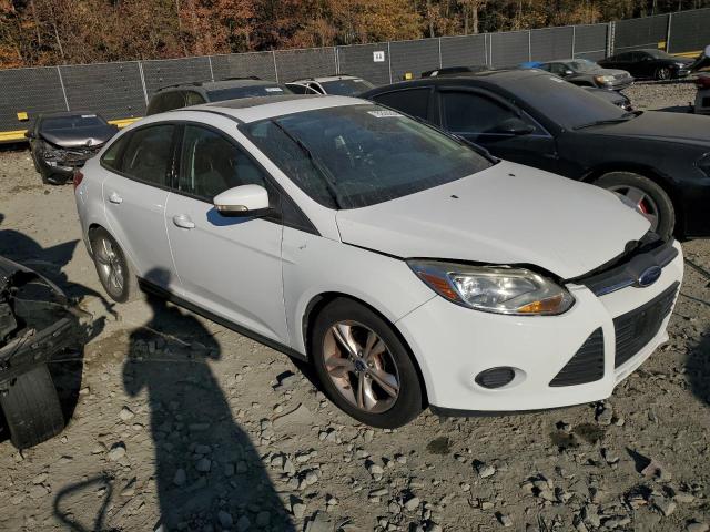 1FADP3F20EL232391 - 2014 FORD FOCUS SE WHITE photo 4