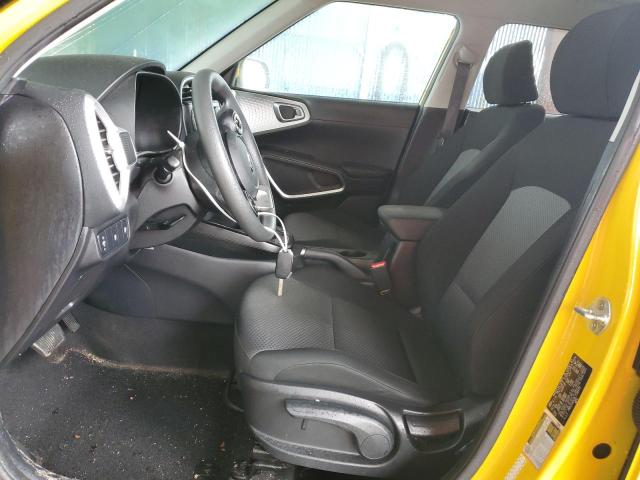 KNDJ23AU5L7116470 - 2020 KIA SOUL LX YELLOW photo 7