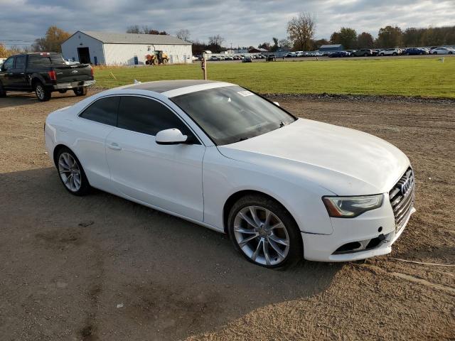 WAULFAFR5DA001357 - 2013 AUDI A5 PREMIUM PLUS WHITE photo 4