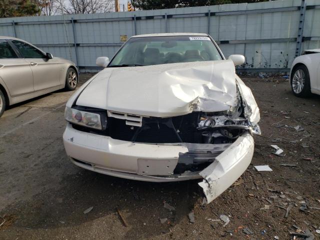 1G6KS54Y33U182356 - 2003 CADILLAC SEVILLE SLS WHITE photo 5