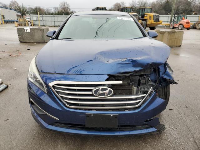 5NPE24AF8GH368613 - 2016 HYUNDAI SONATA SE BLUE photo 5