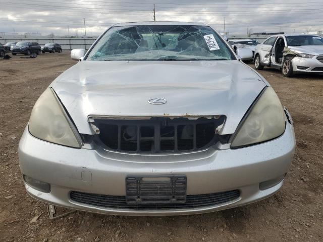 JTHBF30G325021452 - 2002 LEXUS ES 300 SILVER photo 5