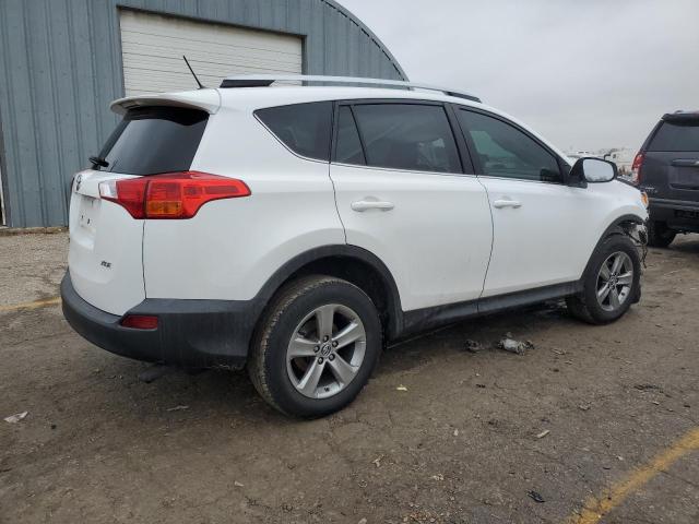 2T3WFREVXFW153636 - 2015 TOYOTA RAV4 XLE WHITE photo 3